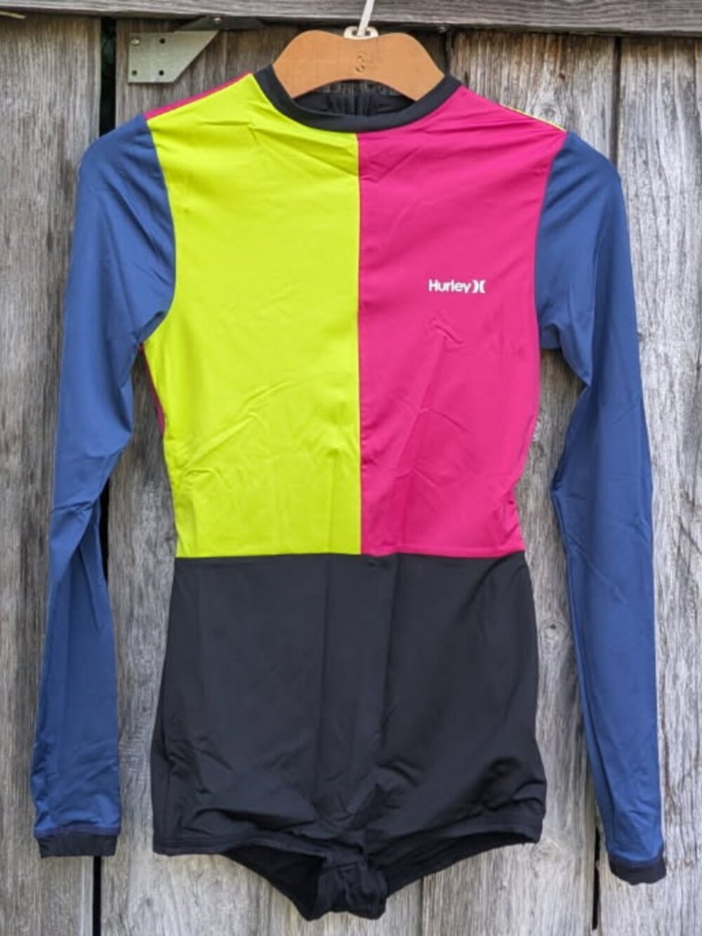 Hurley Long Sleeve Swim Surf Bodysuit Rash Guard NWOT